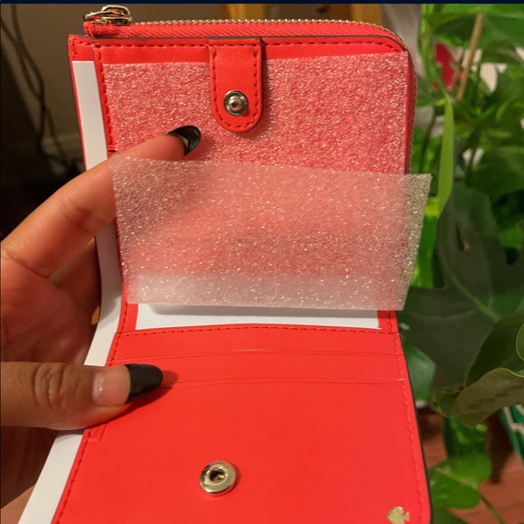 Kate Spade Wallet - Picture 3 of 4